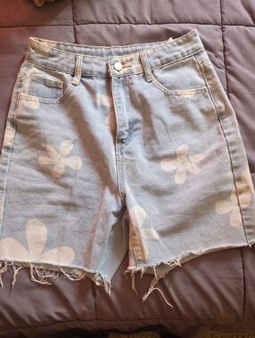 SHEIN Light Blue Floral Print Denim Shorts